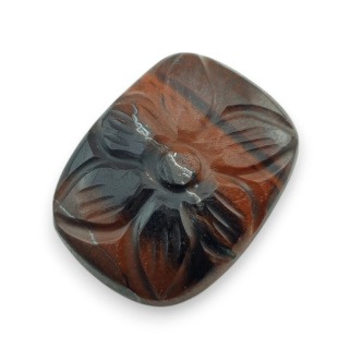 Red tiger's eye carved cabochon 23x18 mm no 38