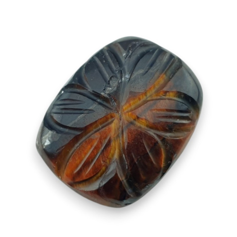 Red tiger's eye carved cabochon 23x19 mm no 37