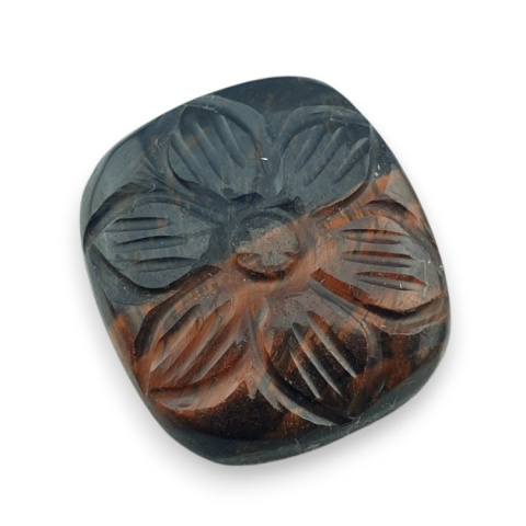 Red tiger's eye carved cabochon 24x22 mm no 63 Red tiger's eye carved cabochon 24x22 mm no 63