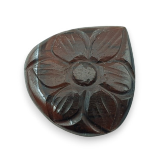 Red tiger's eye carved cabochon 25x24 mm no 32