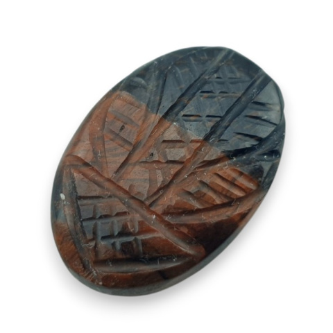 Red tiger's eye carved cabochon 27x18 mm no 26 Red tiger's eye carved cabochon 27x18 mm no 26