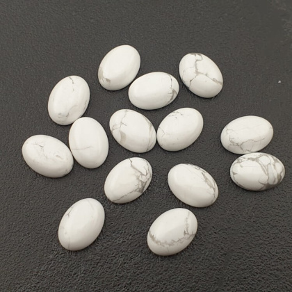 Howlite cobochon 14x10 mm 1 pc