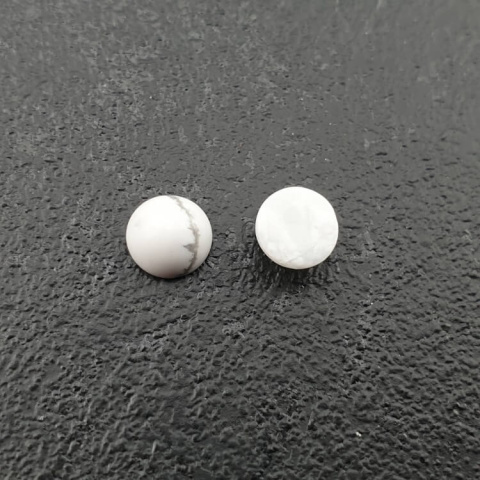 Howlite cabochon dia. 6 mm 1 pc Howlite cabochon dia. 6 mm 1 pc