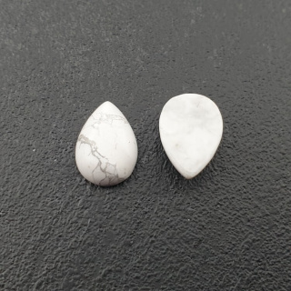 Howlite cabochon teardrop 14x10 mm 1 pc