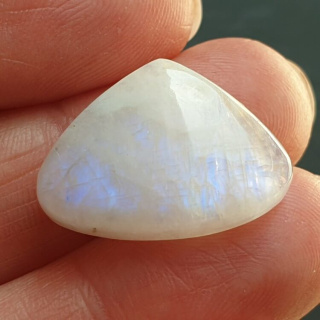 Moonstone cabochon 22x16 mm no A367