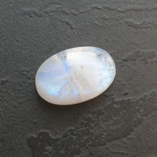 Moonstone cabochon 23x15 mm no A371