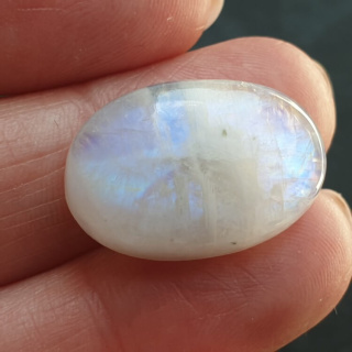 Moonstone cabochon 23x15 mm no A371