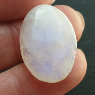 Moonstone cabochon 24x17 mm no A393