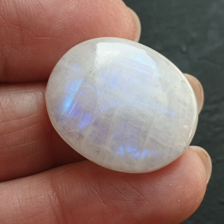 Moonstone cabochon 24x20 mm no A423