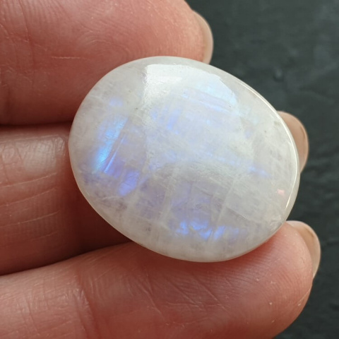 Moonstone cabochon 24x20 mm no A423