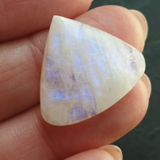 Moonstone cabochon 24x22 mm no A381