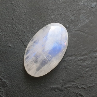 Moonstone cabochon 25x15 mm no A421