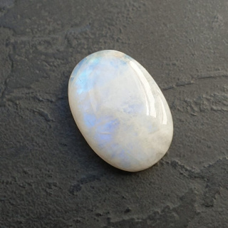Moonstone cabochon 25x18 mm no A350