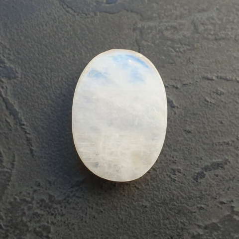 Moonstone cabochon 25x18 mm no A350 Moonstone cabochon 25x18 mm no A350