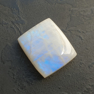 Moonstone cabochon 25x22 mm no A339