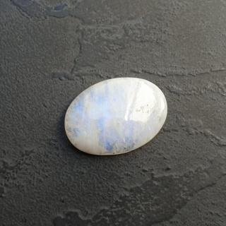 Moonstone cabochon 26x18 mm no A333