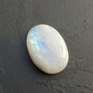 Moonstone cabochon 26x19 mm no A358