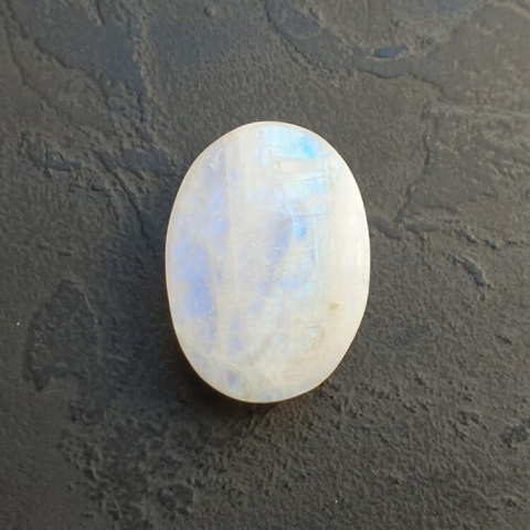 Moonstone cabochon 26x19 mm no A358 Moonstone cabochon 26x19 mm no A358