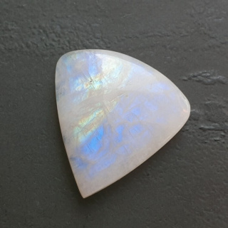 Moonstone cabochon 26x24 mm no A392