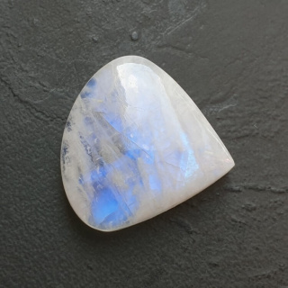 Moonstone cabochon 26x25 mm no A403