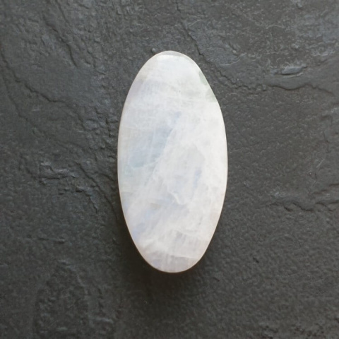 Moonstone cabochon 27x13 mm no A395