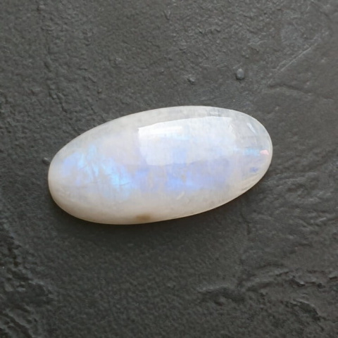 Moonstone cabochon 27x13 mm no A413
