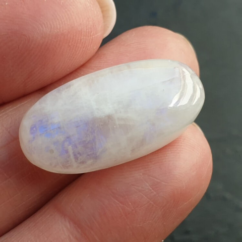 Moonstone cabochon 27x14 mm no A355