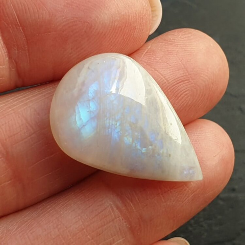 Moonstone cabochon 27x18 mm no A316