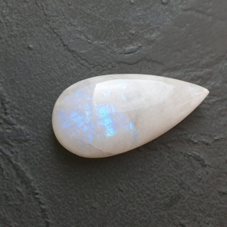 Moonstone cabochon 28x14 mm no A408