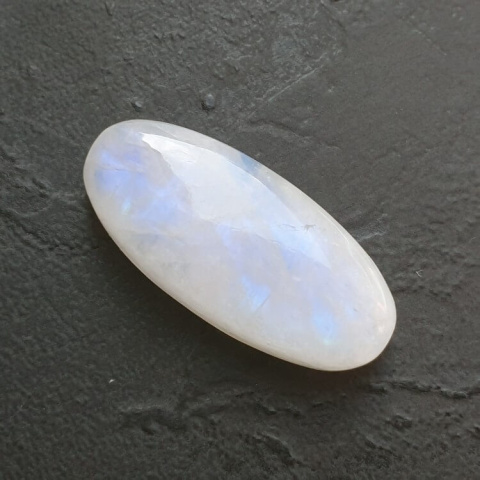 Moonstone cabochon 29x13 mm no A406