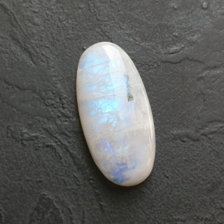 Moonstone cabochon 29x14 mm no A418