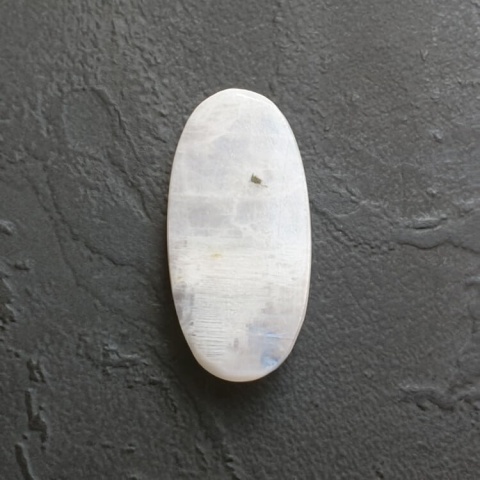 Moonstone cabochon 29x14 mm no A418