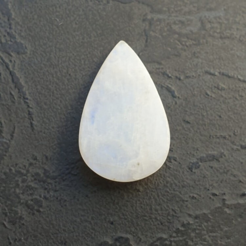 Moonstone cabochon 29x18 mm no A304