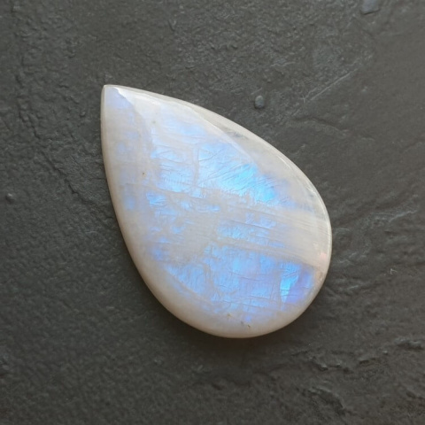 Moonstone cabochon 29x18 mm no A396