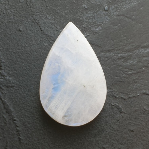 Moonstone cabochon 29x18 mm no A396