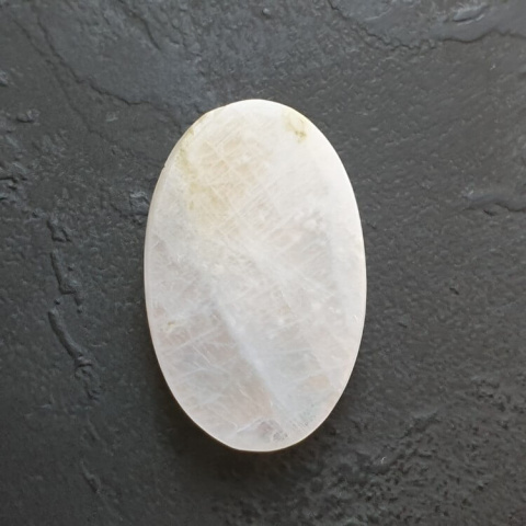 Moonstone cabochon 29x19 mm no A382