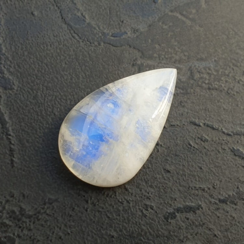 Moonstone cabochon 30x18 mm no A346 Moonstone cabochon 30x18 mm no A346