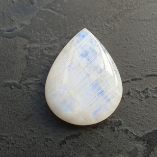 Moonstone cabochon 30x24 mm no A303