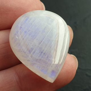Moonstone cabochon 30x24 mm no A303