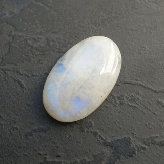 Moonstone cabochon 31x19 mm no A330