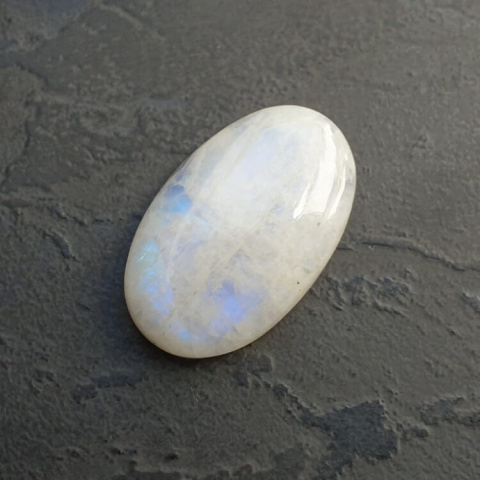 Moonstone cabochon 31x19 mm no A330 Moonstone cabochon 31x19 mm no A330
