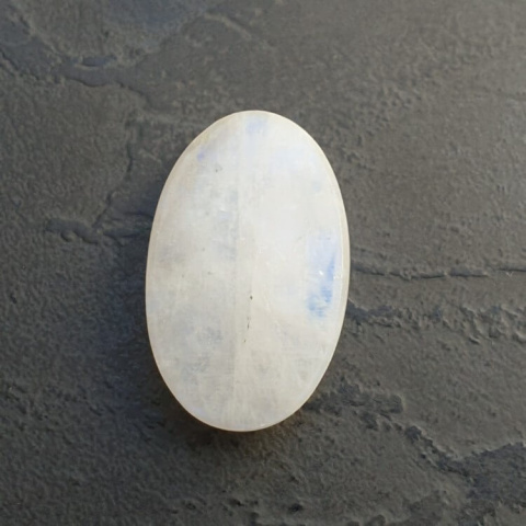 Moonstone cabochon 31x19 mm no A330 Moonstone cabochon 31x19 mm no A330