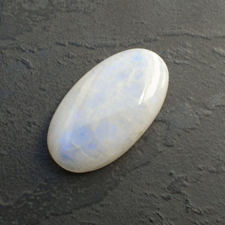 Moonstone cabochon 33x19 mm no A310