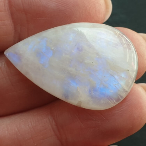 Moonstone cabochon 33x21 mm no A359