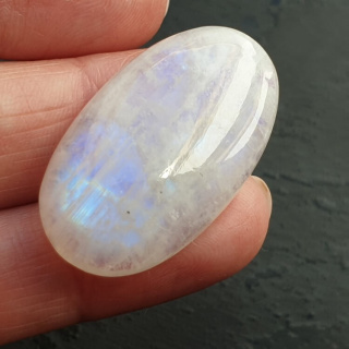 Moonstone cabochon 34x20 mm no A324