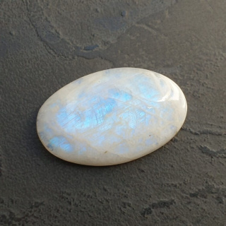 Moonstone cabochon 34x21 mm no A335