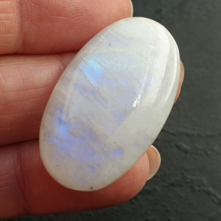 Moonstone cabochon 35x21 mm no A322
