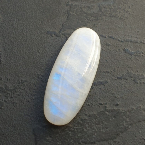 Moonstone cabochon 36x15 mm no A299