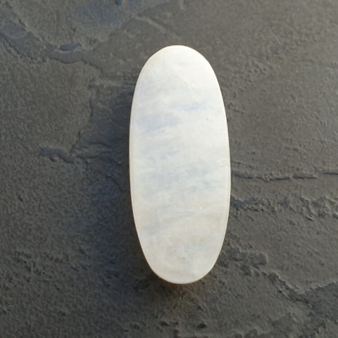 Moonstone cabochon 36x15 mm no A299