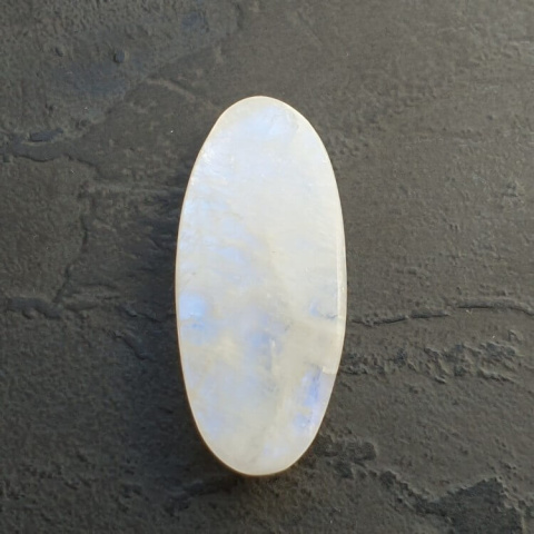 Moonstone cabochon 36x16 mm no A323